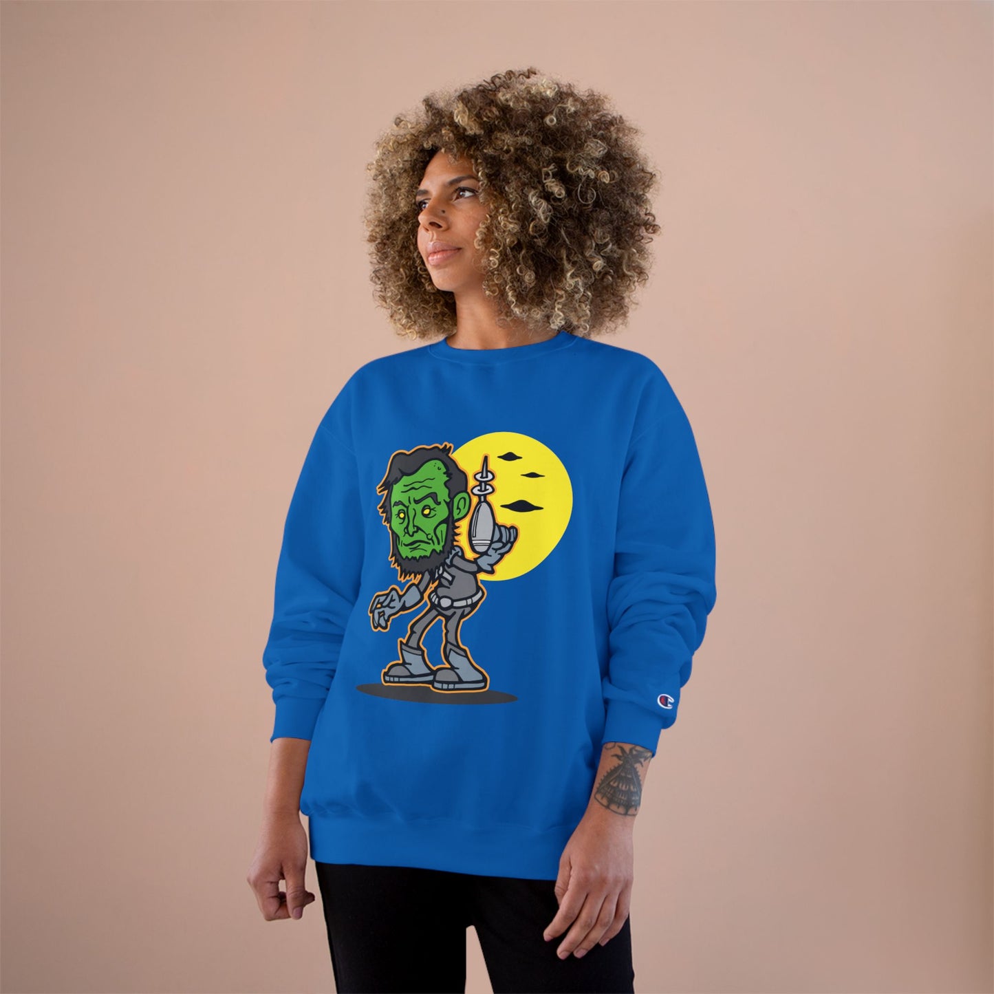 Bigfoot Encounter Sweatshirt - Cozy, Fun Gift for Nature Lovers, Halloween, Humor Apparel, Unique Statement Piece, Alien Lovers